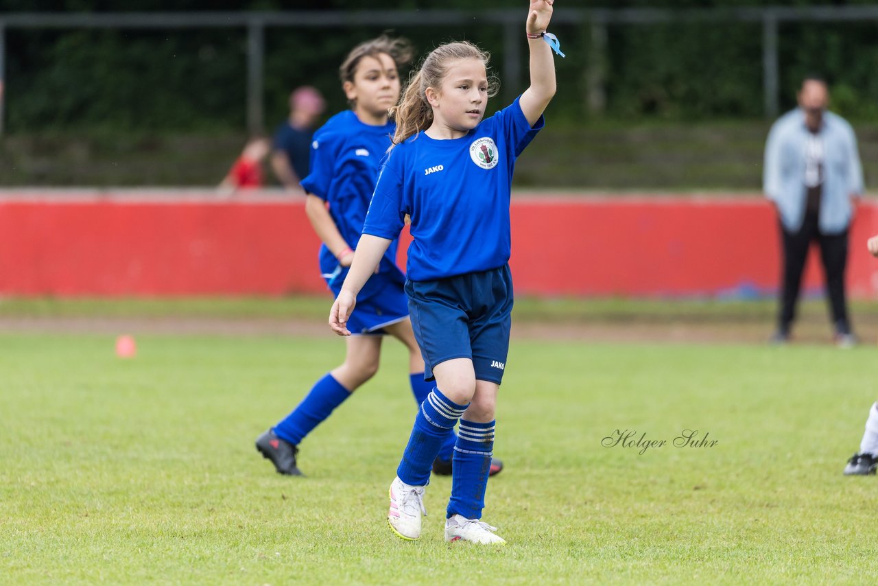 Bild 400 - Loewinnen Cup